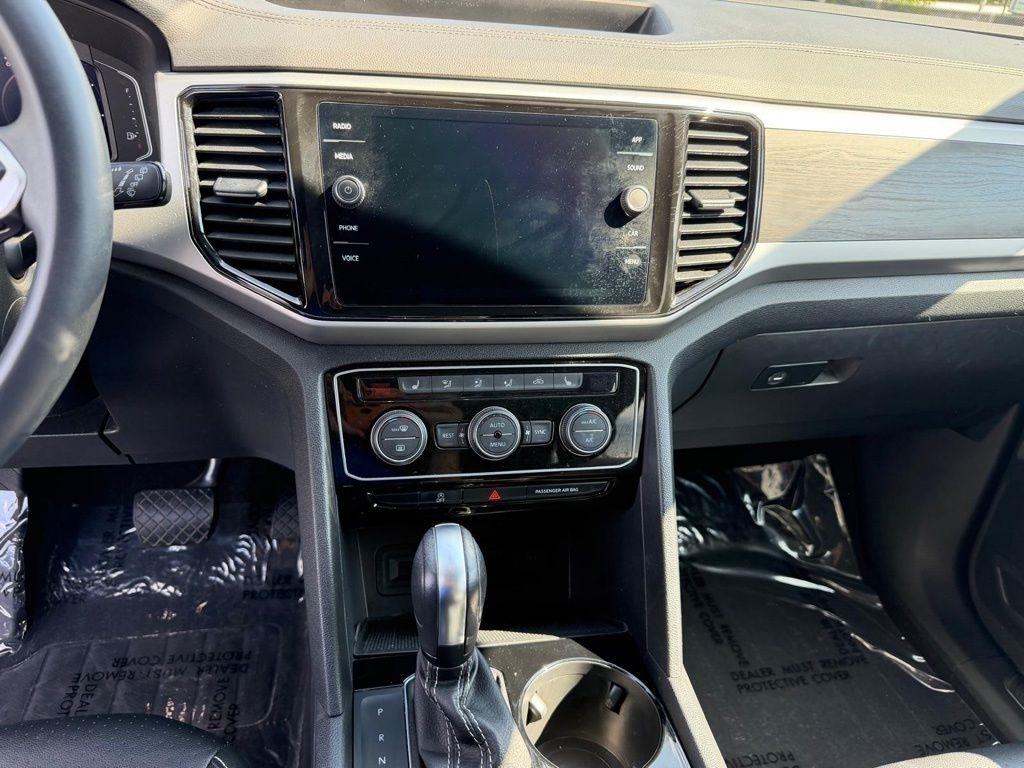 Volkswagen Atlas V6 SE w/Technology 4MOTION 2023