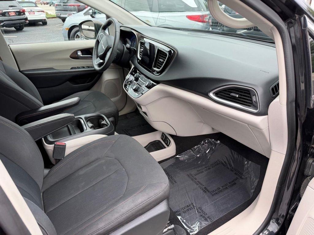 Chrysler Pacifica Touring-L 2017