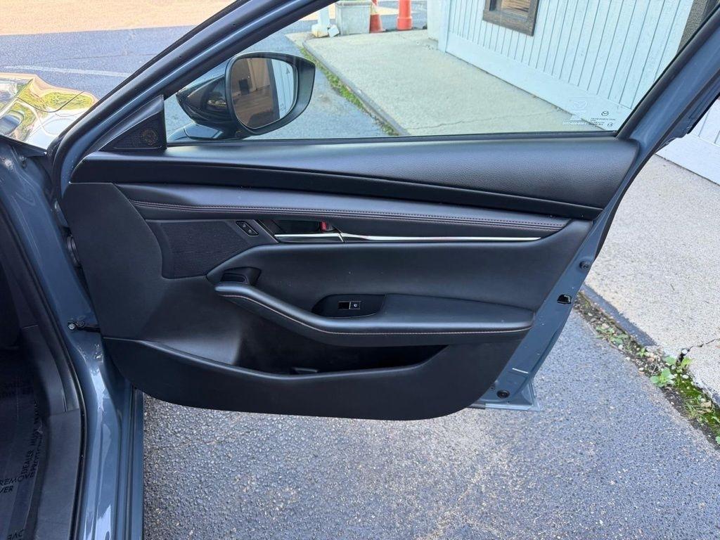 Mazda MAZDA3 Preferred AWD 2024