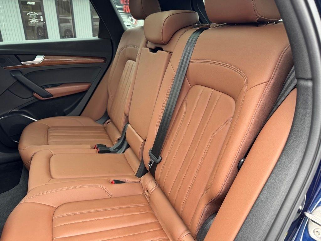 Audi Q5 2.0T Premium quattro 2023