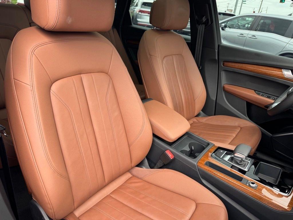 Audi Q5 2.0T Premium quattro 2023