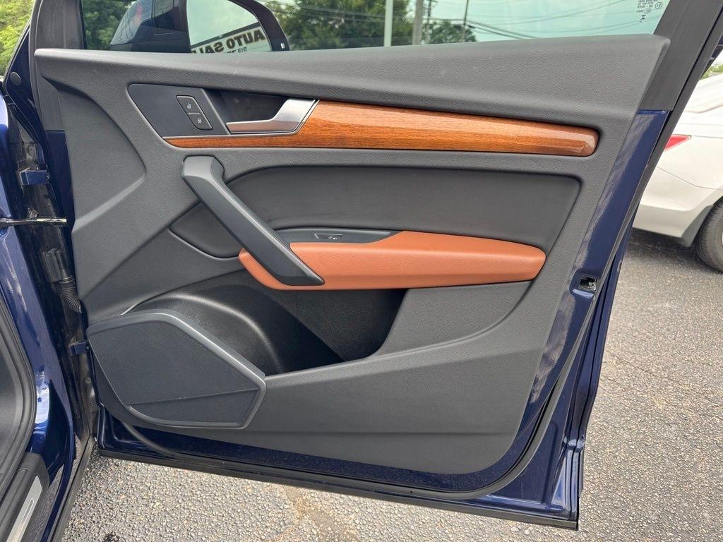 Audi Q5 2.0T Premium quattro 2023