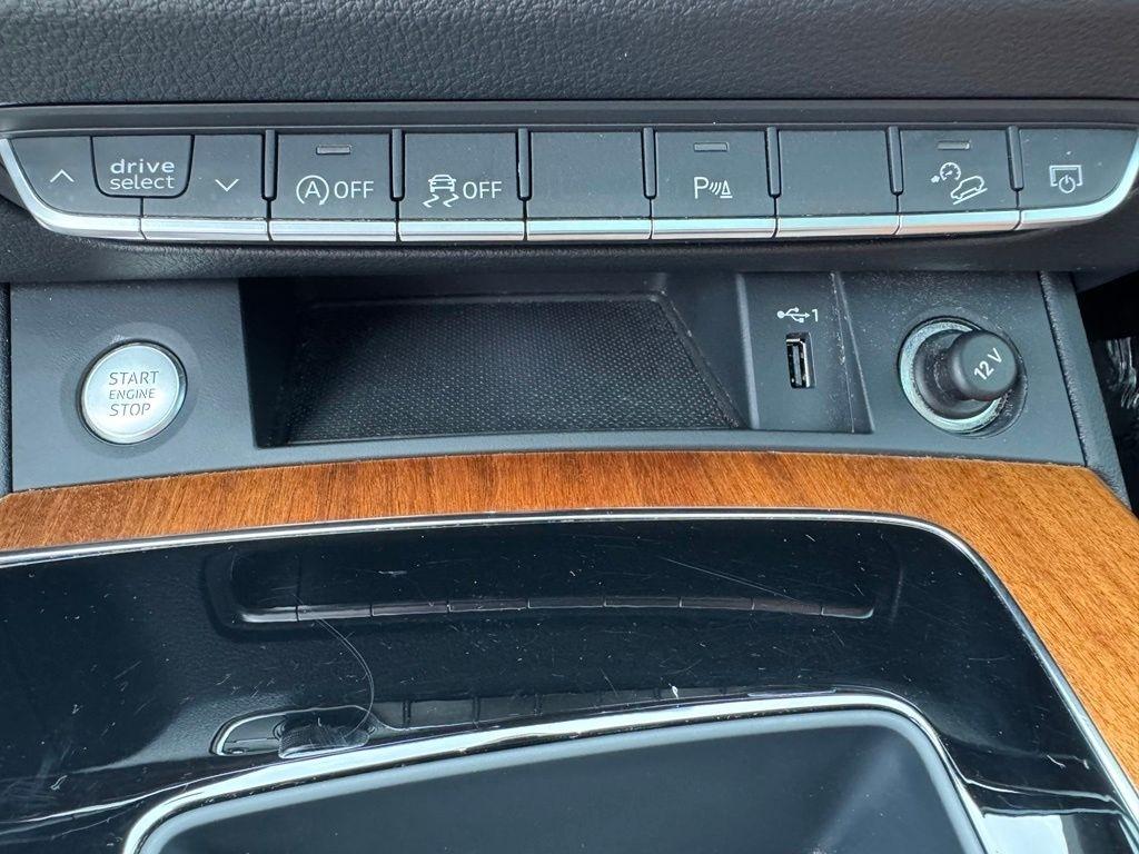 Audi Q5 2.0T Premium quattro 2023