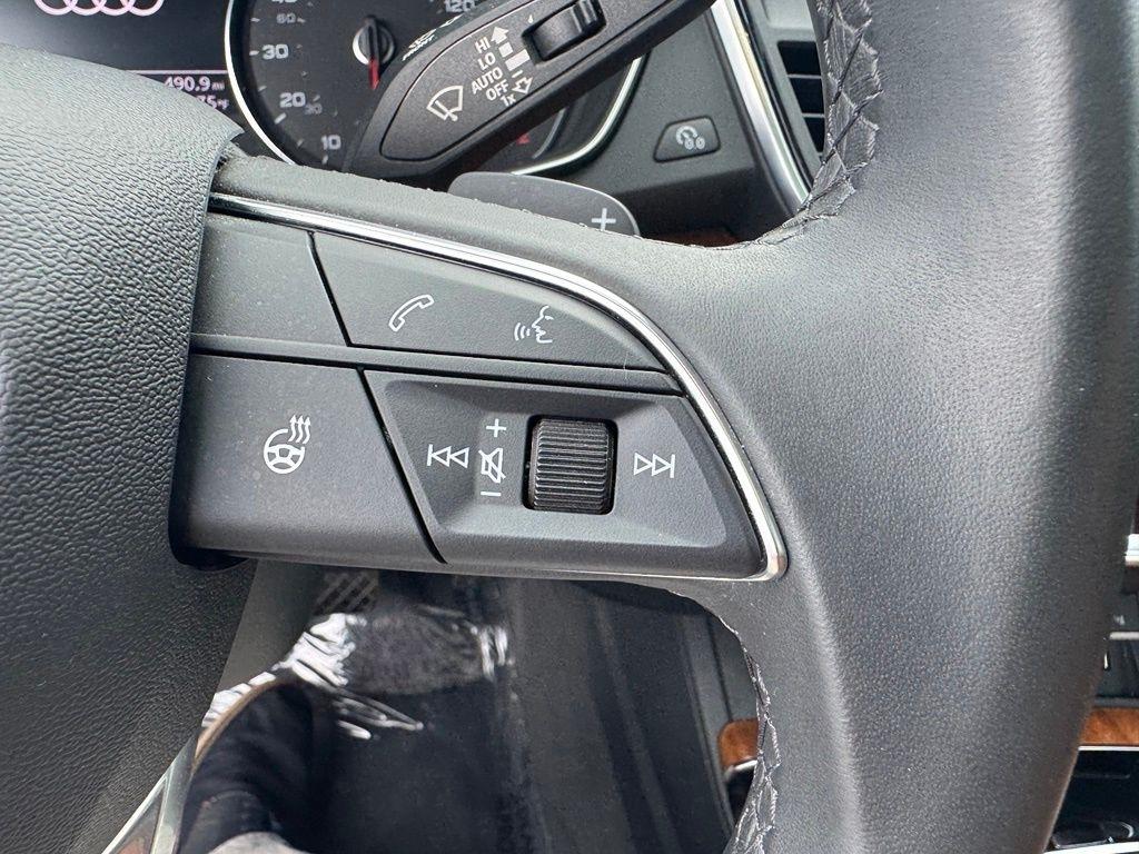 Audi Q5 2.0T Premium quattro 2023