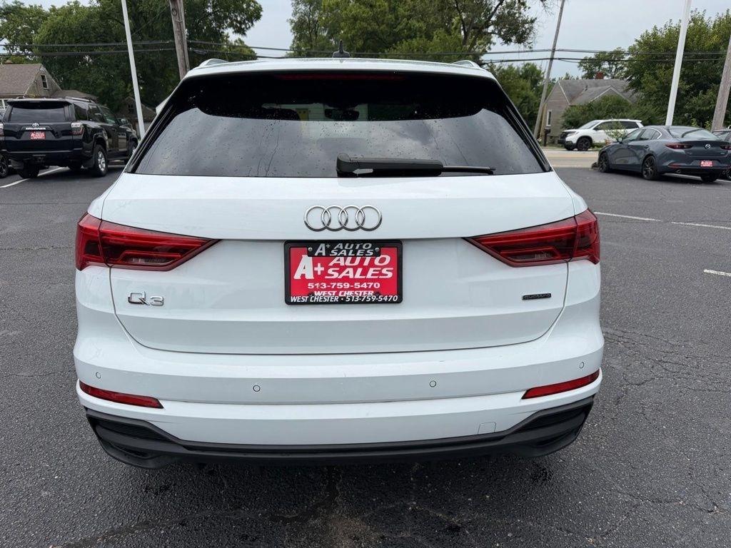 Audi Q3 S line Premium quattro 2024