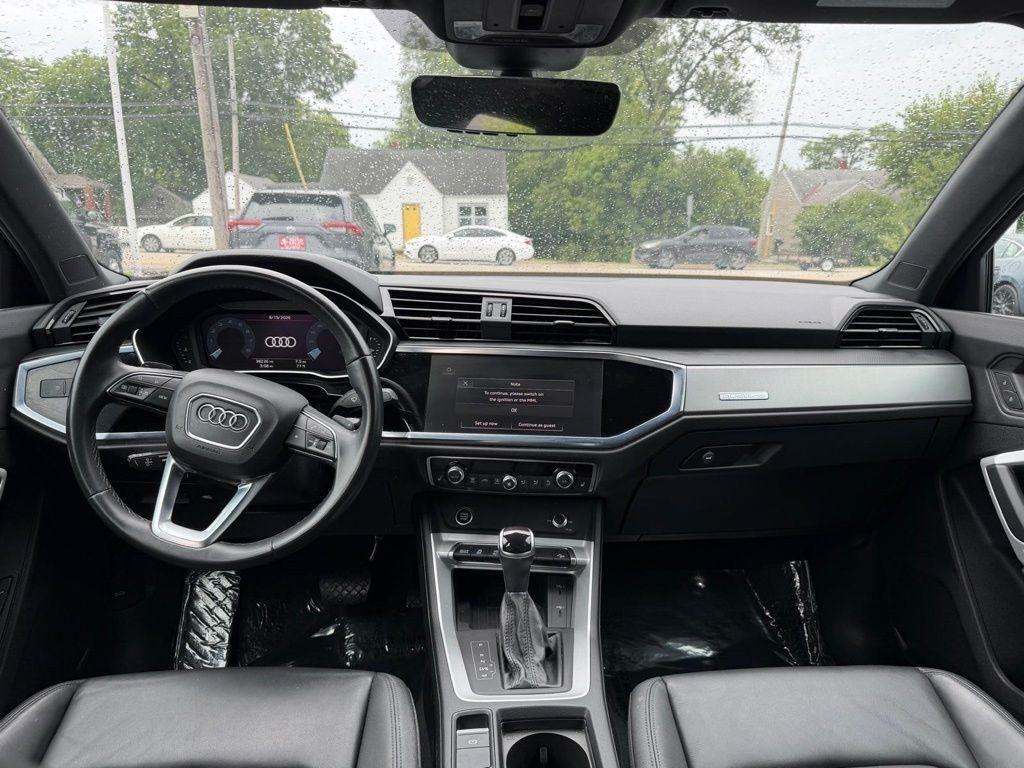 Audi Q3 S line Premium quattro 2024