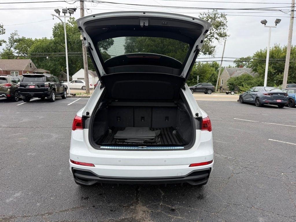 Audi Q3 S line Premium quattro 2024