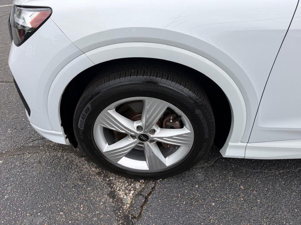Audi Q4 e-tron Premium Plus quattro 2022