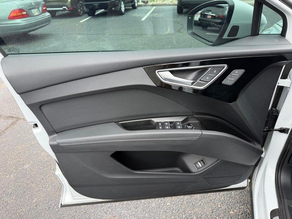 Audi Q4 e-tron Premium Plus quattro 2022