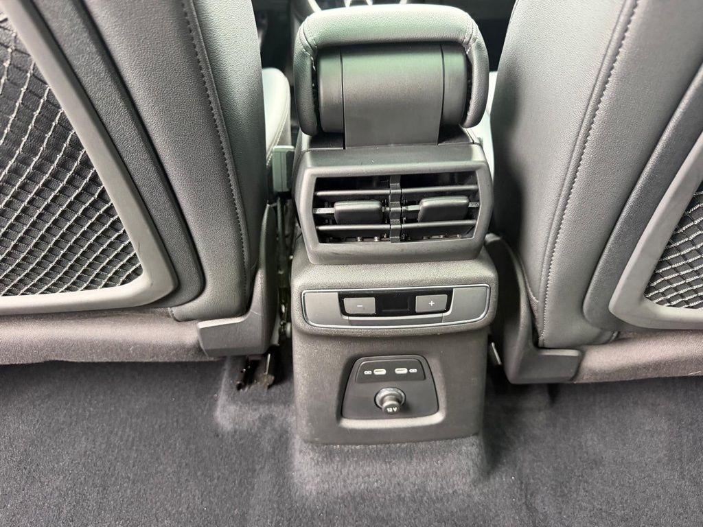 Audi Q4 e-tron Premium Plus quattro 2022