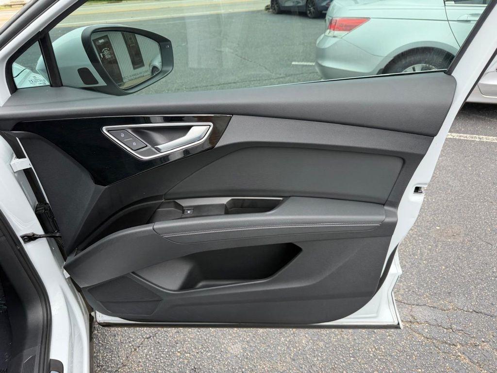 Audi Q4 e-tron Premium Plus quattro 2022