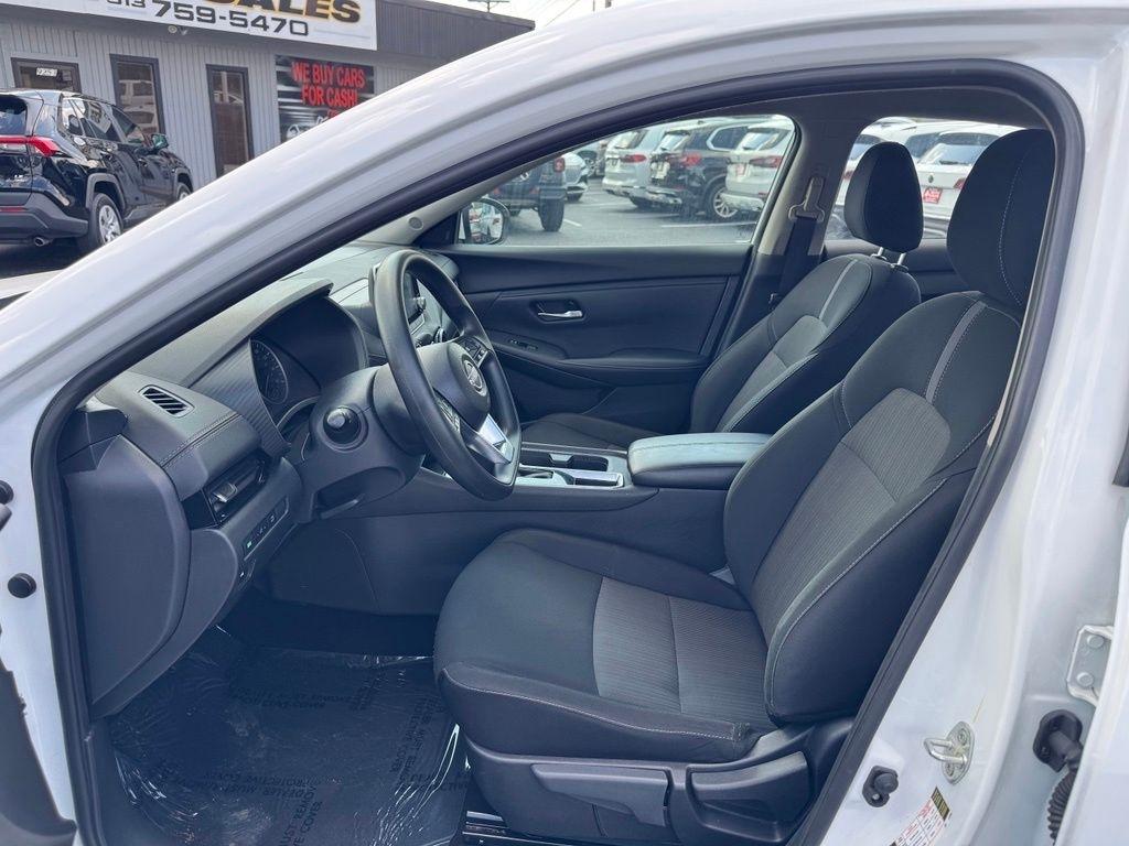Nissan Sentra SV 2025