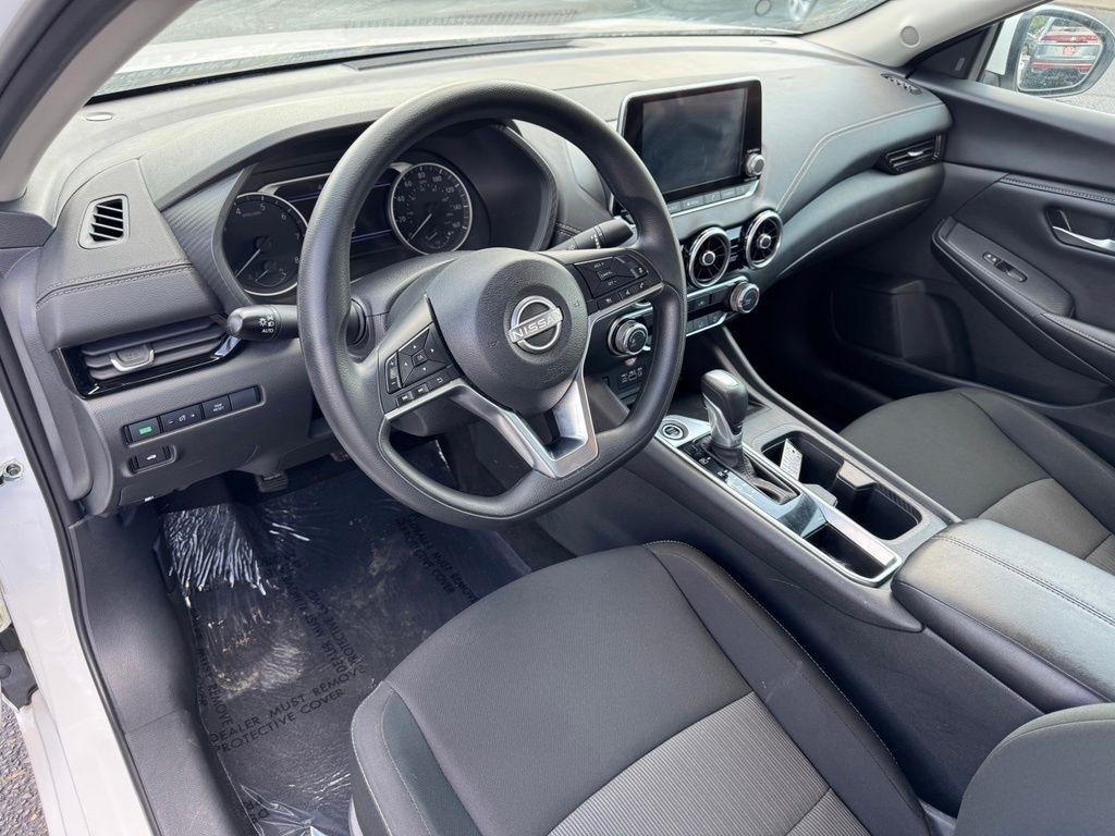 Nissan Sentra SV 2025