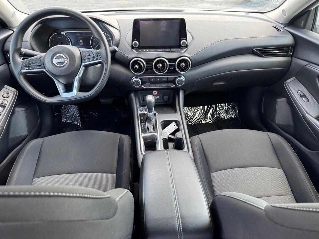 Nissan Sentra SV 2025