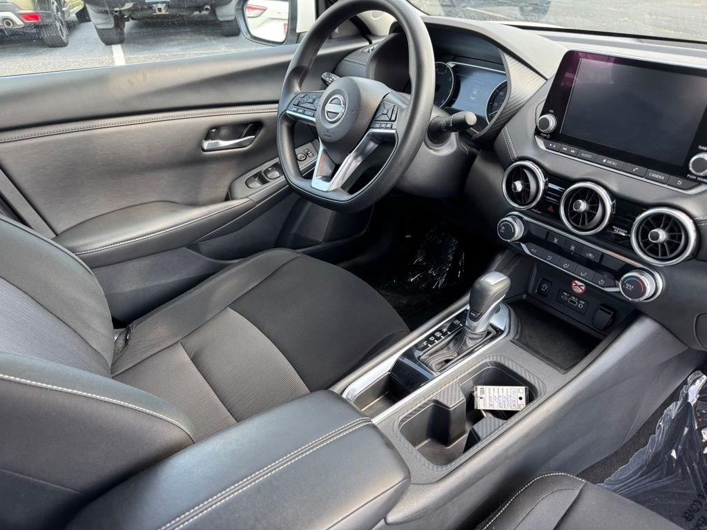 Nissan Sentra SV 2025