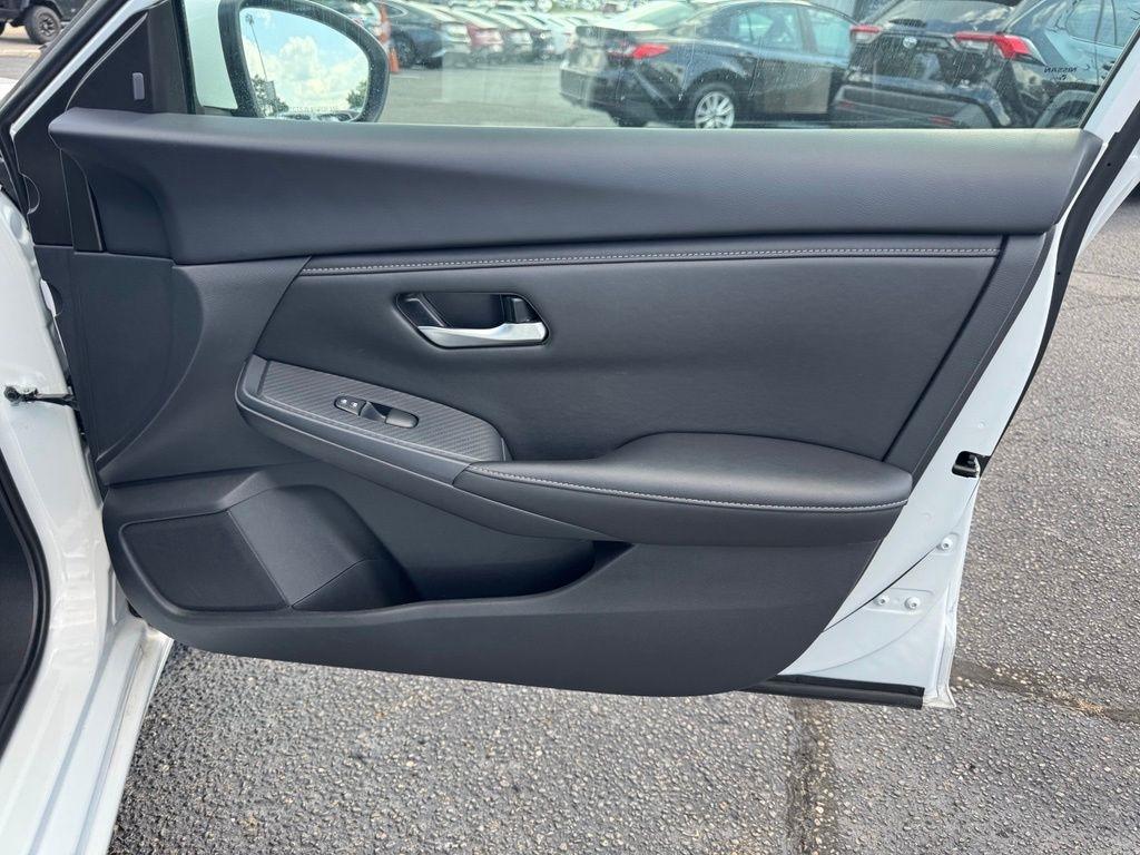 Nissan Sentra SV 2025