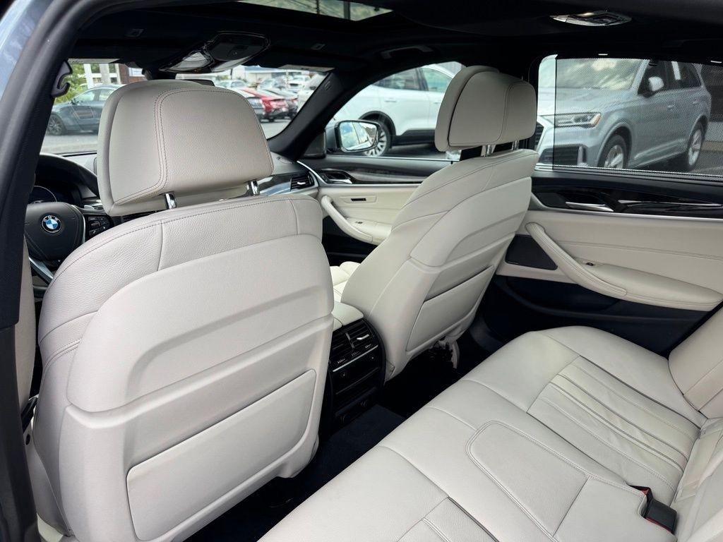 BMW 5-Series 530i xDrive 2019