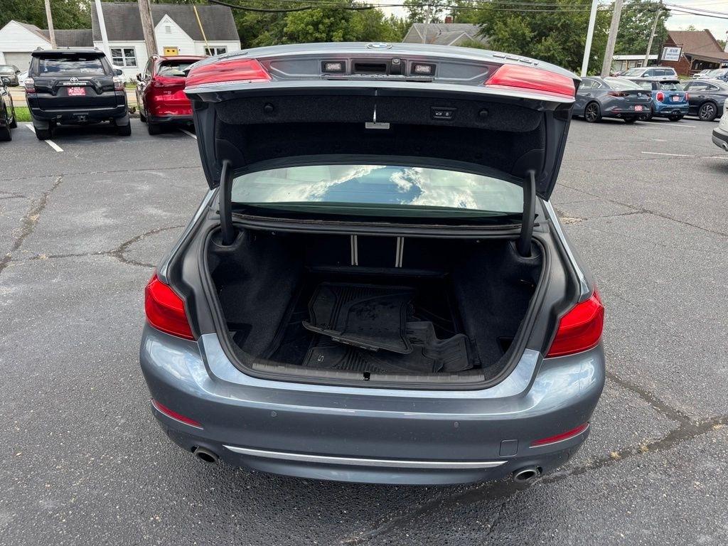 BMW 5-Series 530i xDrive 2019