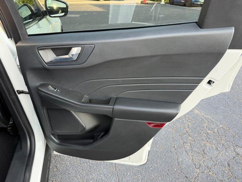 Ford Escape Titanium 4WD 2022