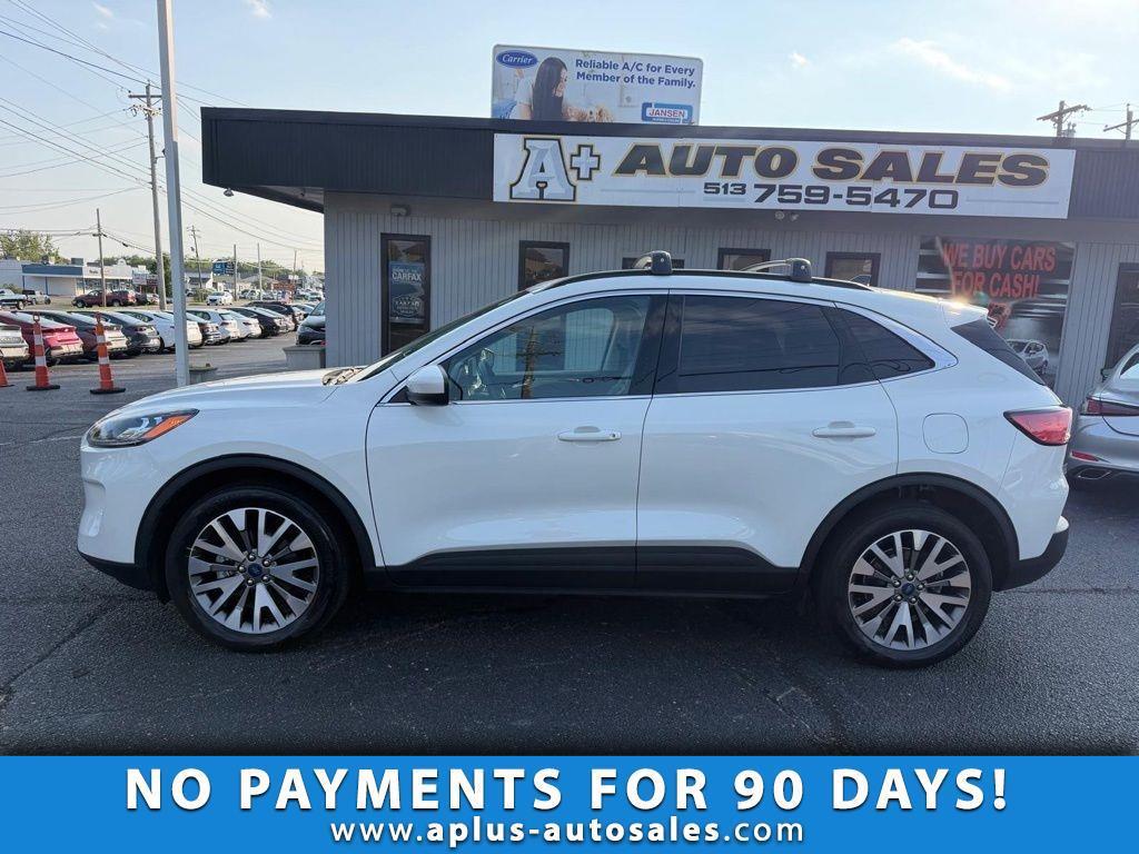 2022 Ford Escape Titanium 4WD