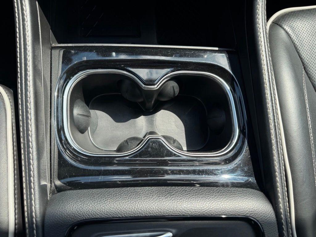 Chrysler Pacifica Limited 2025