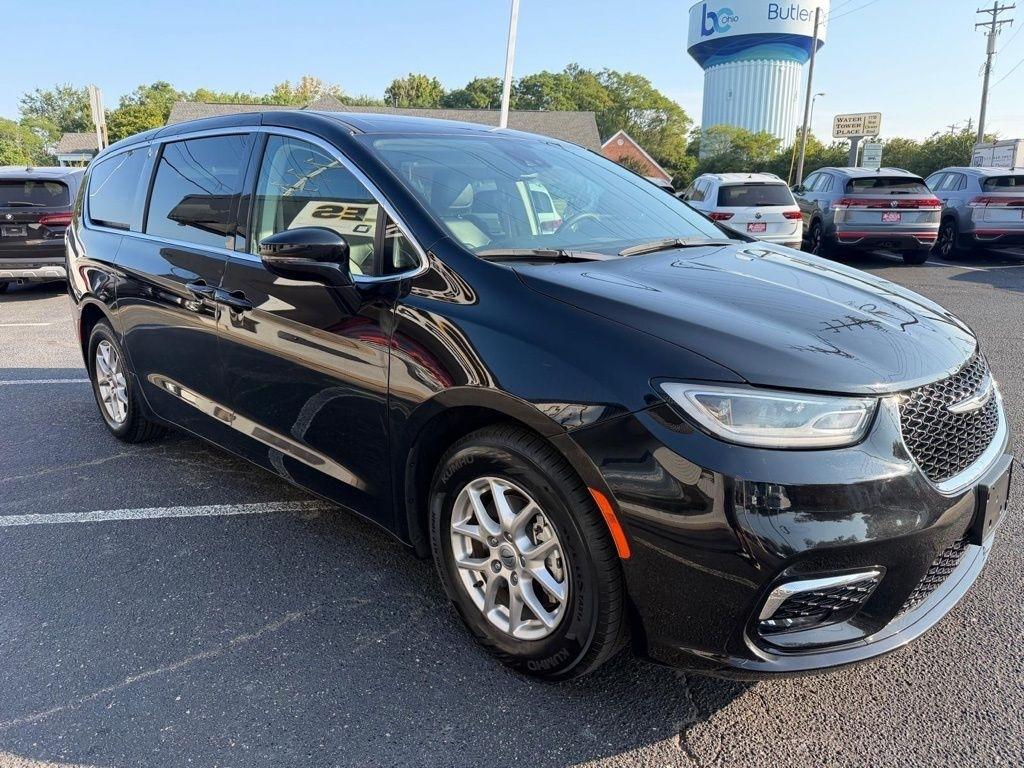 Chrysler Pacifica Touring L 2024