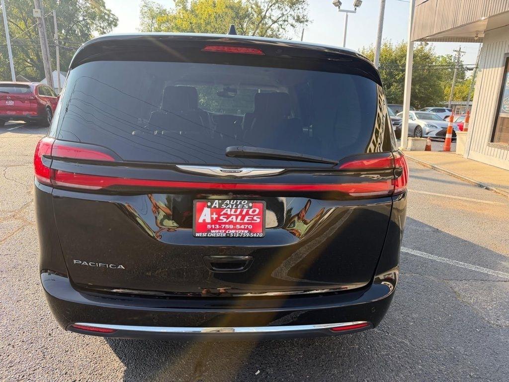 Chrysler Pacifica Touring L 2024