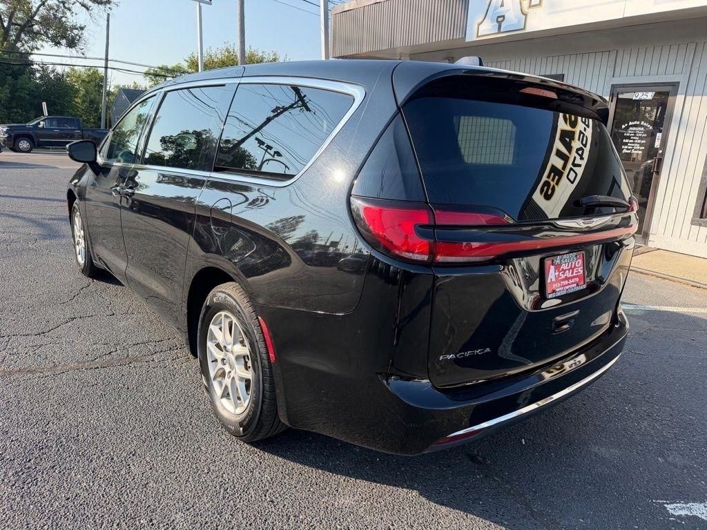 Chrysler Pacifica Touring L 2024