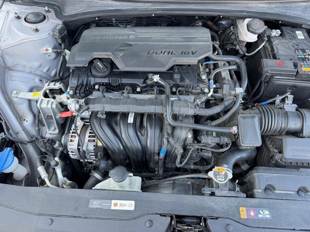 Hyundai Elantra SEL 2023