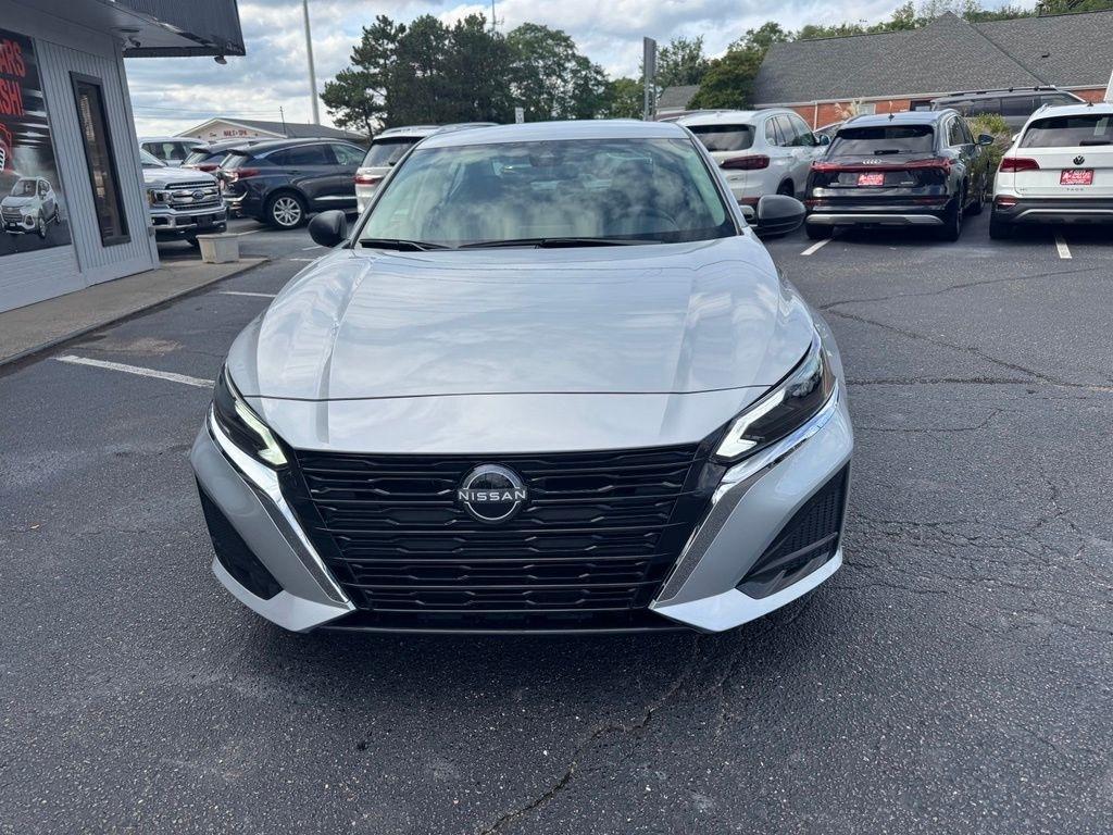 Nissan Altima 2.5 SV 2025