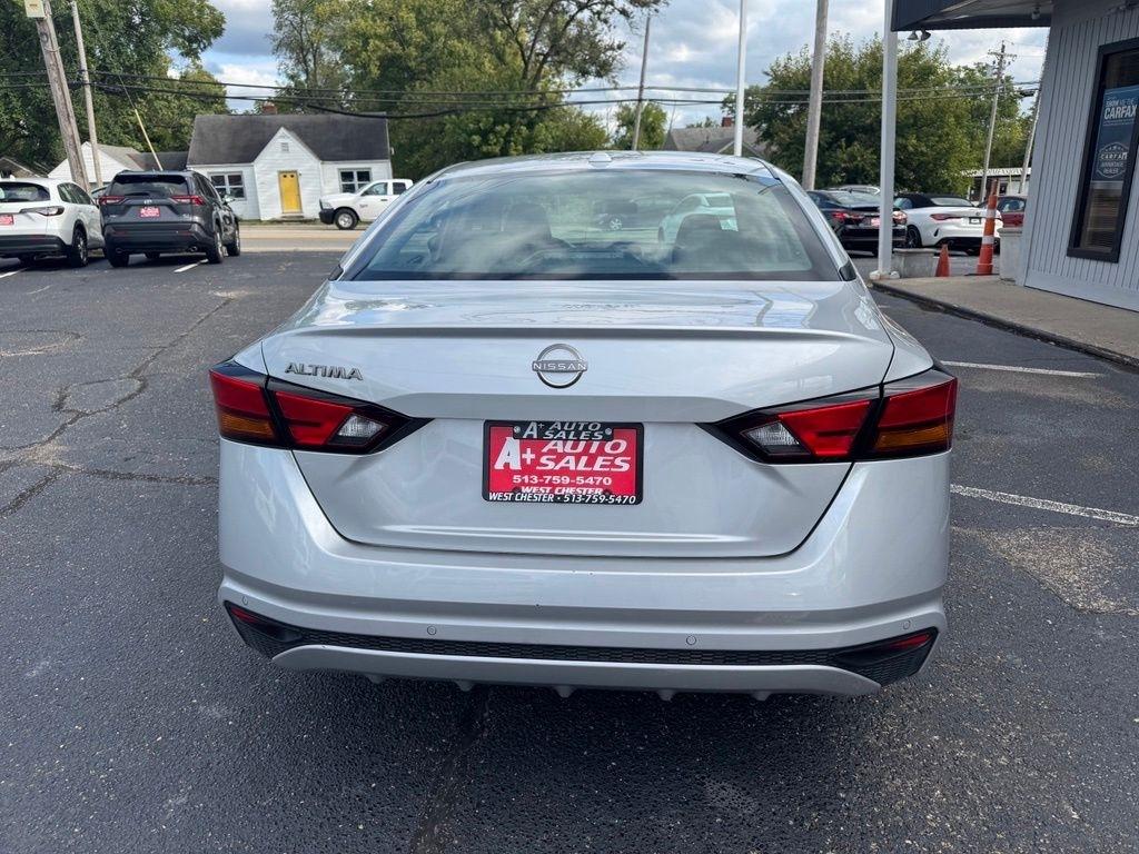 Nissan Altima 2.5 SV 2025