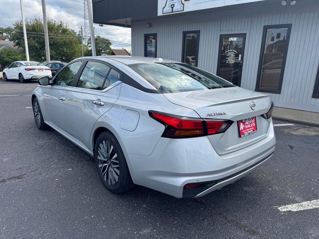 Nissan Altima 2.5 SV 2025