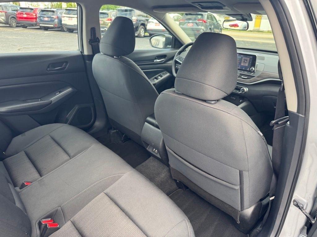 Nissan Altima 2.5 SV 2025