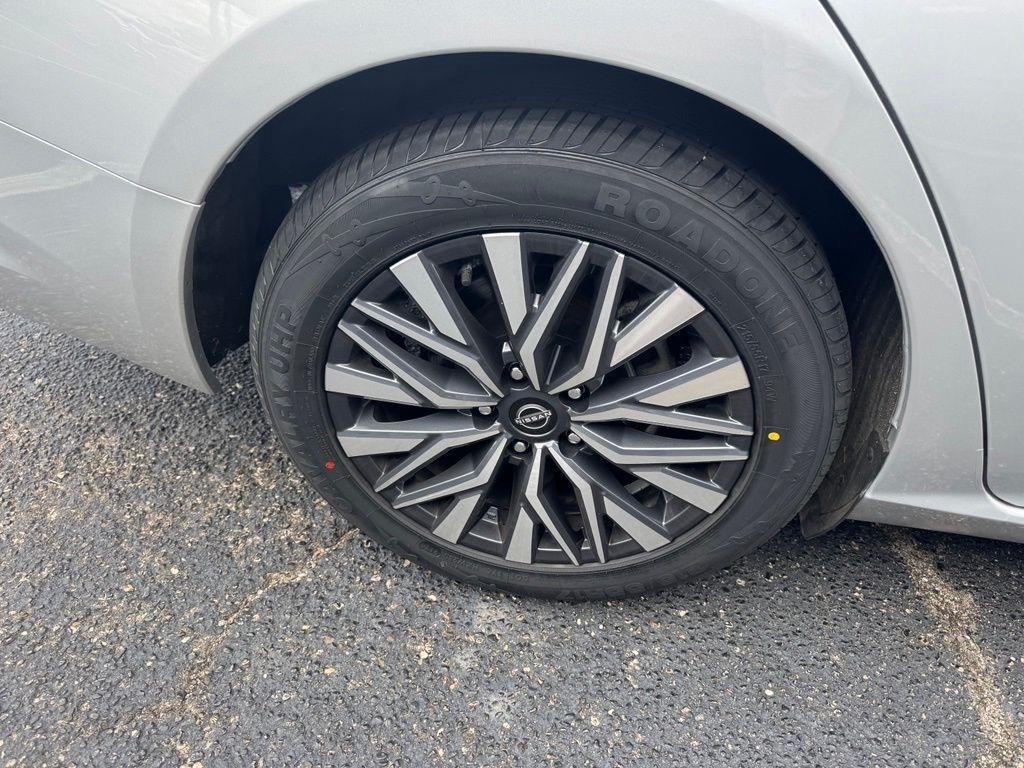 Nissan Altima 2.5 SV 2025