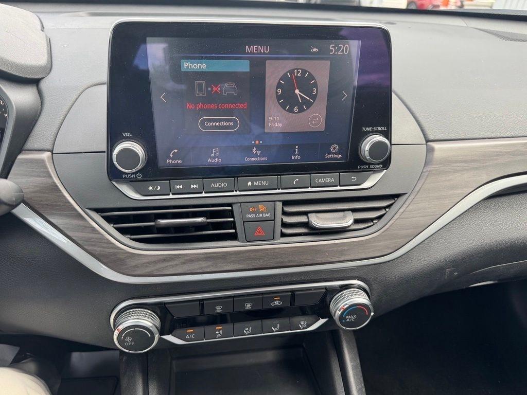 Nissan Altima 2.5 SV 2025