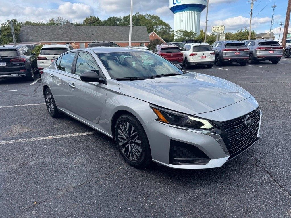 Nissan Altima 2.5 SV 2025