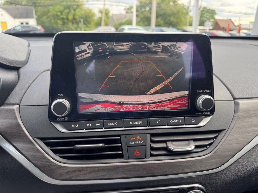 Nissan Altima 2.5 SV 2025