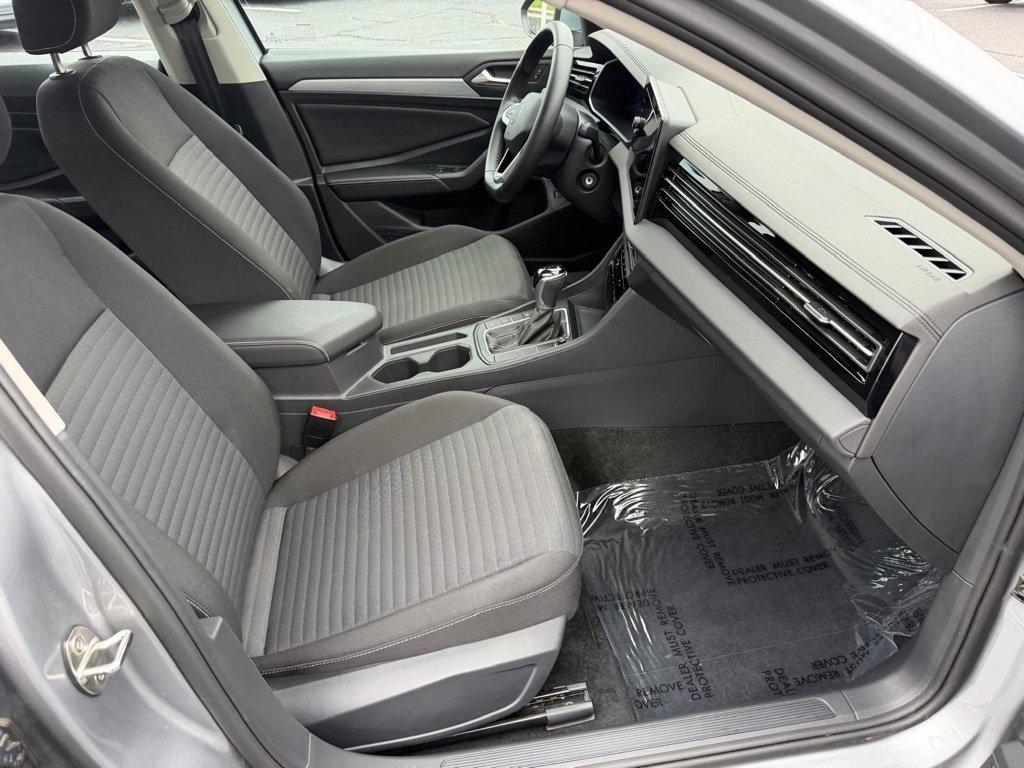 Volkswagen Jetta S 2025