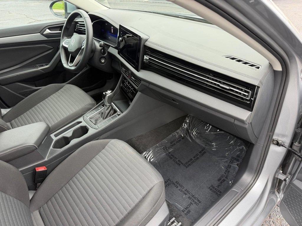 Volkswagen Jetta S 2025