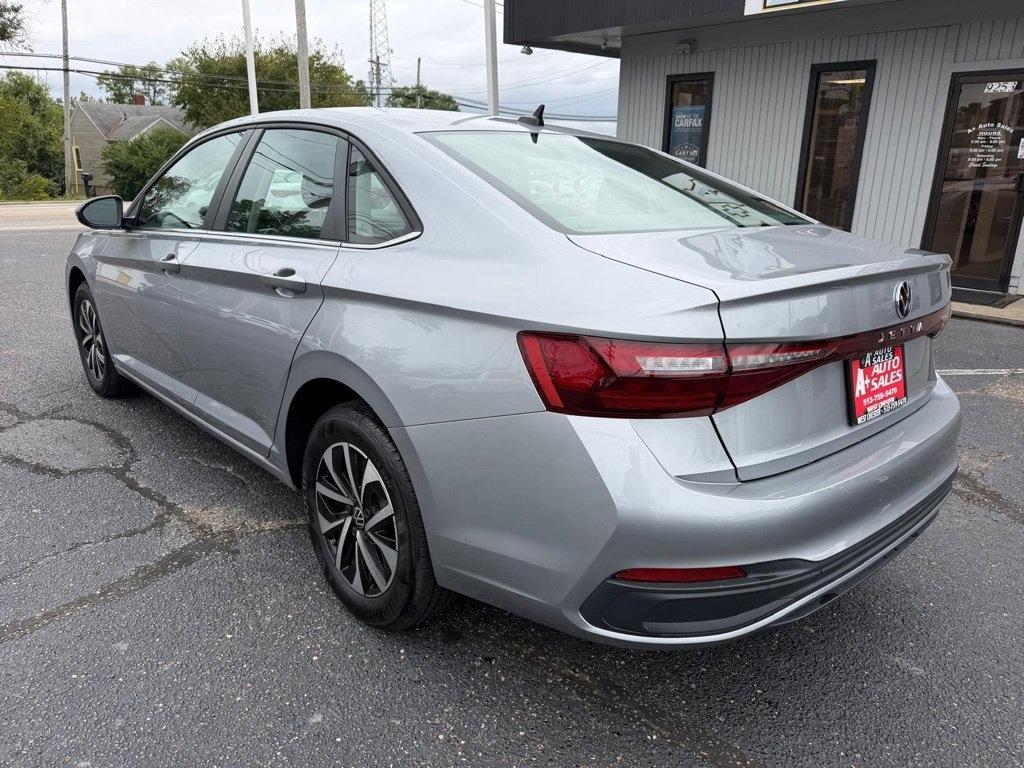 Volkswagen Jetta S 2025