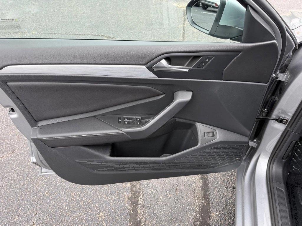 Volkswagen Jetta S 2025