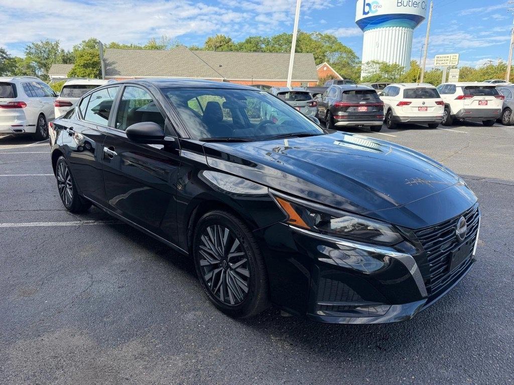 Nissan Altima 2.5 SV 2025