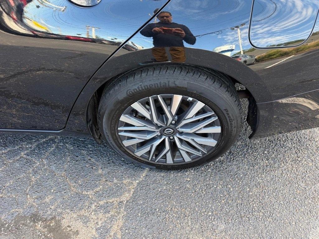 Nissan Altima 2.5 SV 2025