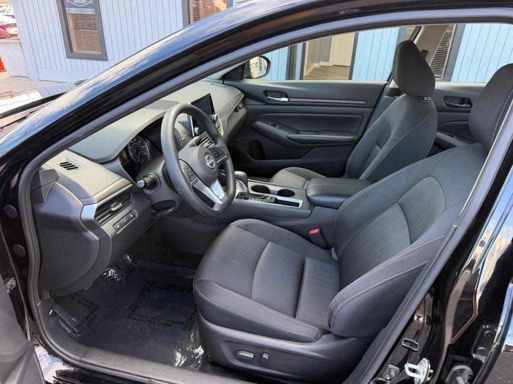 Nissan Altima 2.5 SV 2025