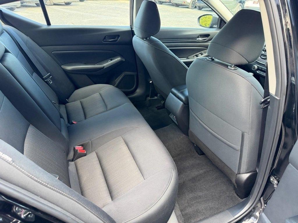 Nissan Altima 2.5 SV 2025