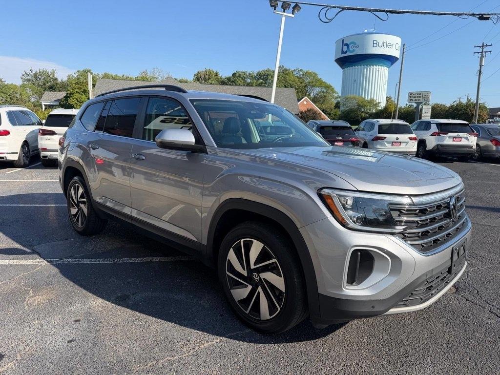 Volkswagen Atlas SE w/Technology 4MOTION 2024