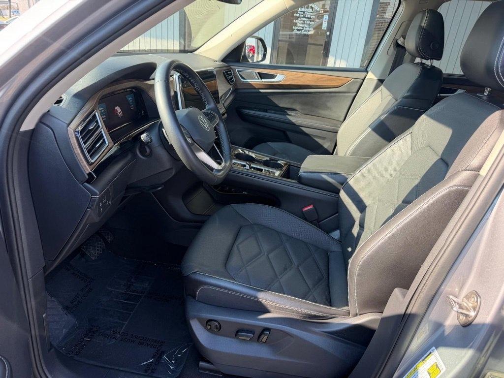 Volkswagen Atlas SE w/Technology 4MOTION 2024