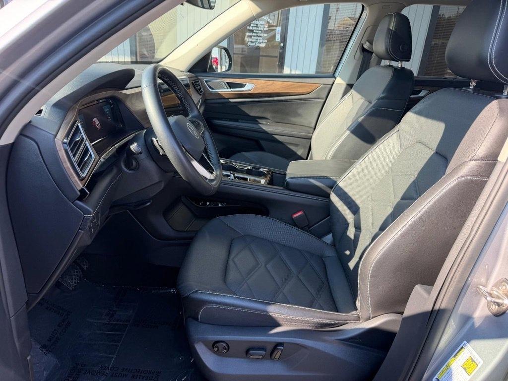 Volkswagen Atlas SE w/Technology 4MOTION 2024