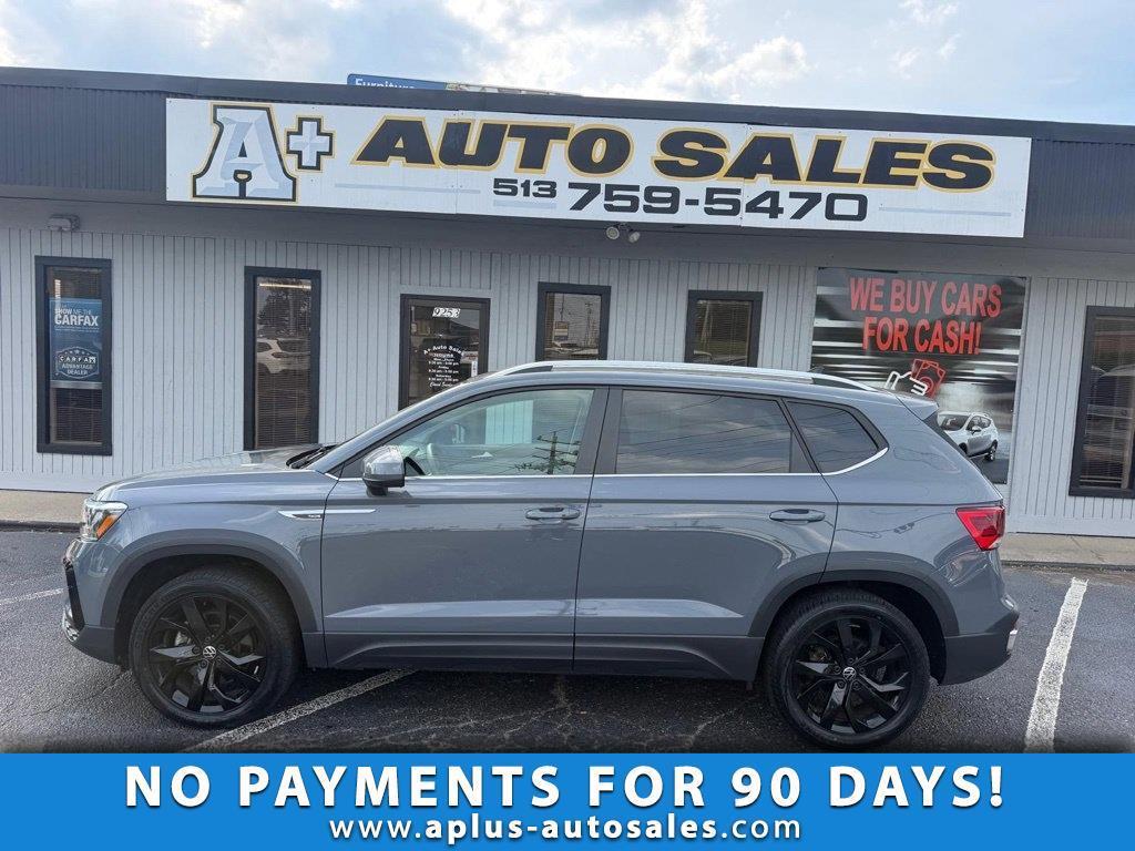 2023 Volkswagen Taos SE 4Motion
