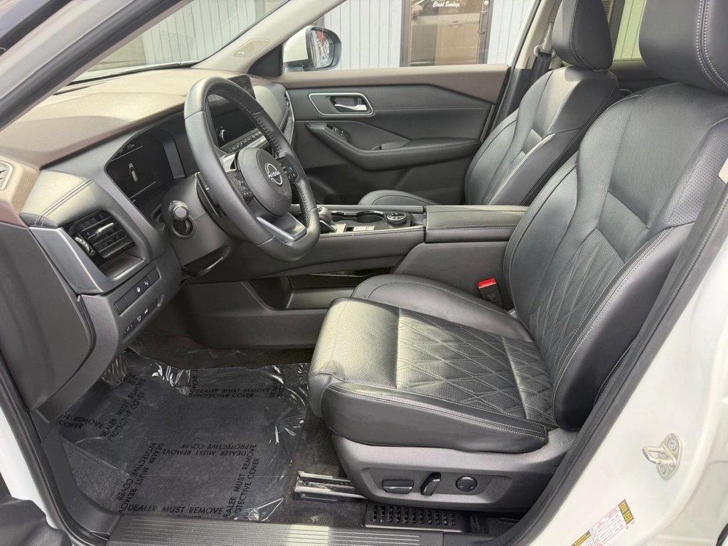 Nissan Rogue Platinum AWD 2023